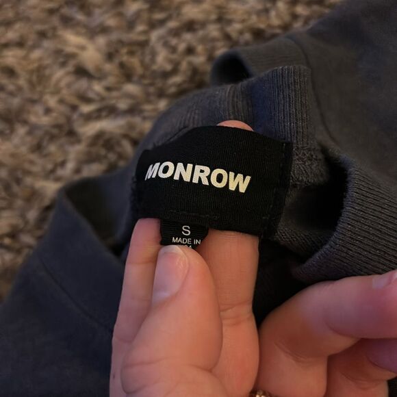 Monrow grey sweatshirt, size S. - Picture 4 of 5